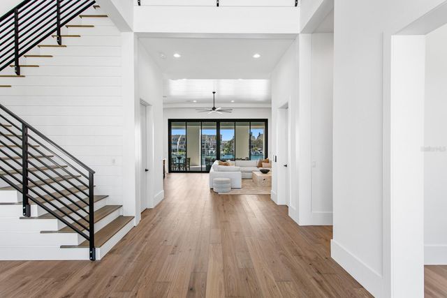 500 BARCELONA DRIVE, St Petersburg, FL 33715