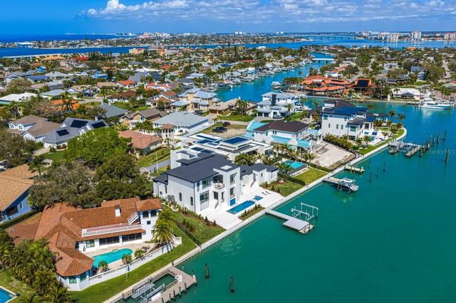 500 BARCELONA DRIVE, St Petersburg, FL 33715