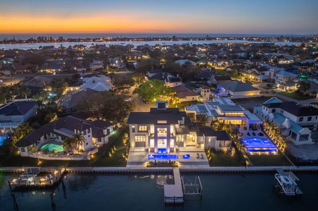 500 BARCELONA DRIVE, St Petersburg, FL 33715