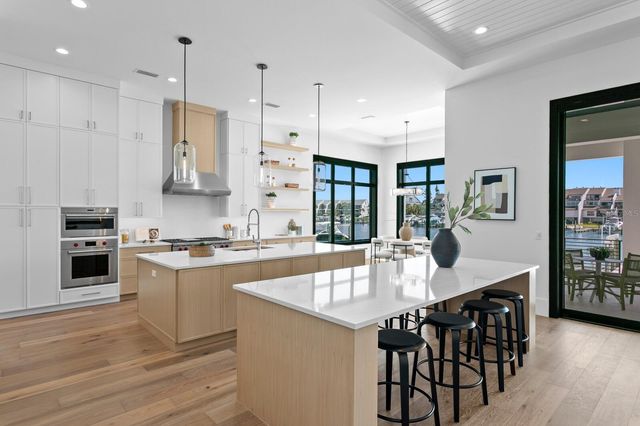 500 BARCELONA DRIVE, St Petersburg, FL 33715