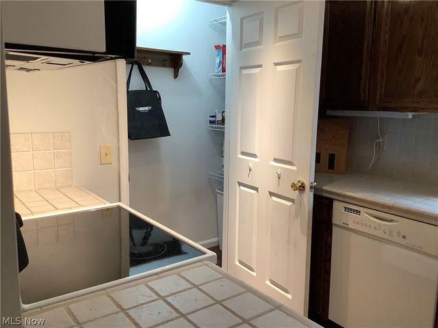 1250 S Sawburg Avenue, Alliance, OH 44601