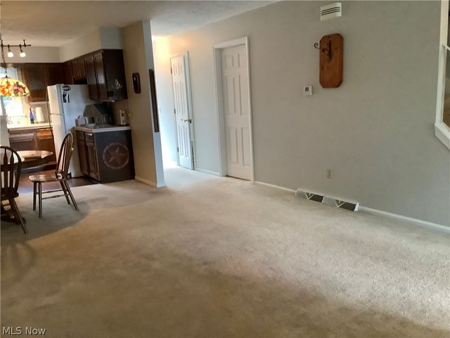 1250 S Sawburg Avenue, Alliance, OH 44601