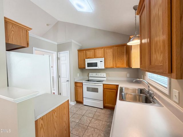 2037 Fairview Lane, Sanford, NC 27330