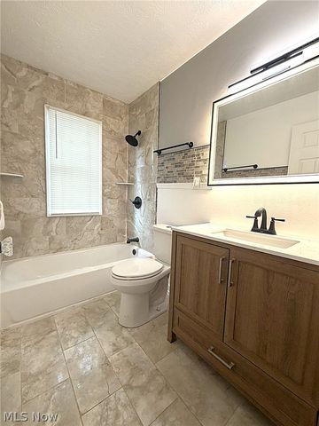11804 Kensington Avenue, Cleveland, OH 44111