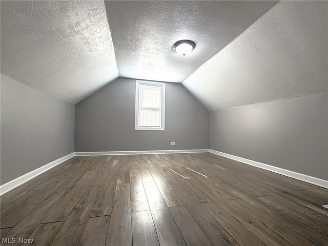 11804 Kensington Avenue, Cleveland, OH 44111