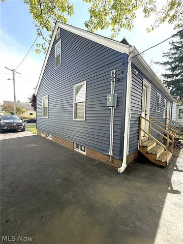 11804 Kensington Avenue, Cleveland, OH 44111