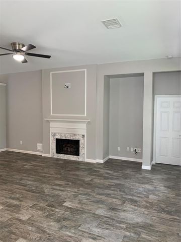 18418 Sailfish Cove Drive, Humble, TX 77346