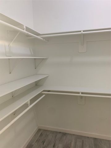 18418 Sailfish Cove Drive, Humble, TX 77346