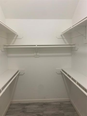 18418 Sailfish Cove Drive, Humble, TX 77346