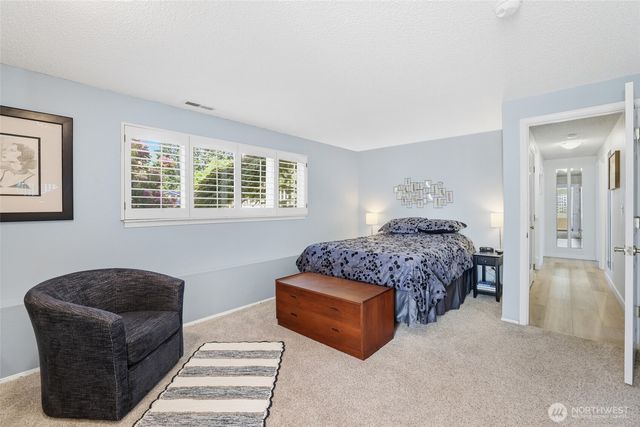 1201 37th Avenue SE, Olympia, WA 98501