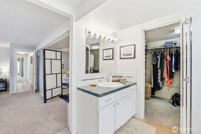 1201 37th Avenue SE, Olympia, WA 98501