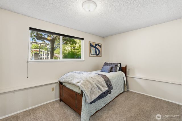1201 37th Avenue SE, Olympia, WA 98501