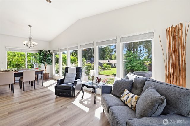 1201 37th Avenue SE, Olympia, WA 98501