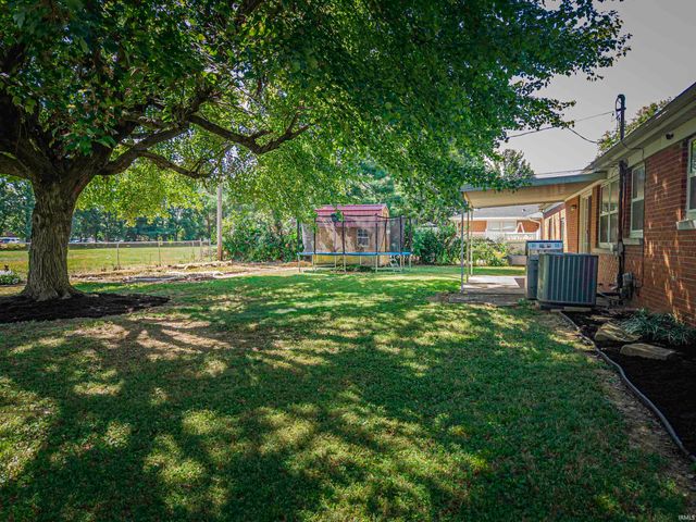 1170 S Stockwell Road, Evansville, IN 47714