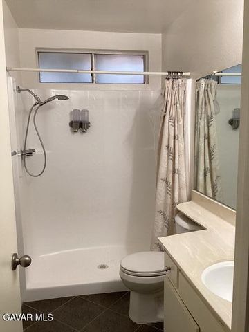 42935 15th Street Unit 6, Lancaster, CA 93534