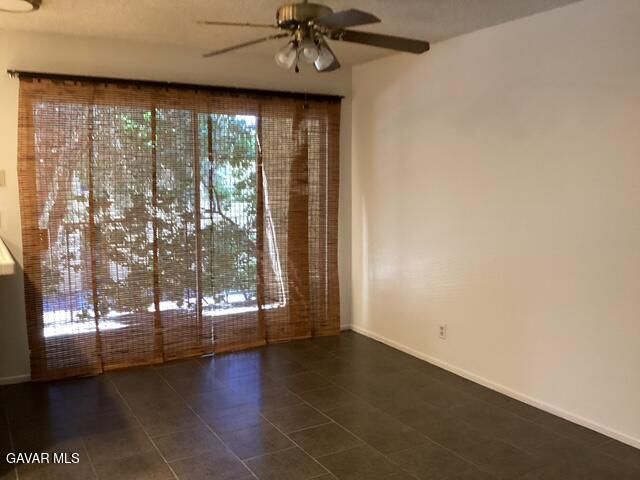 42935 15th Street Unit 6, Lancaster, CA 93534