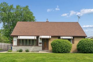 6854 Saratoga Drive, Bridgeview, IL 60455