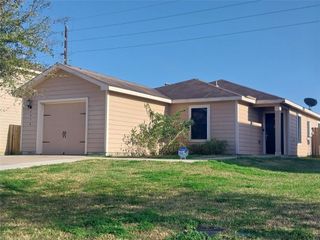 5834 Golden Cove Road, Cove, TX 77523