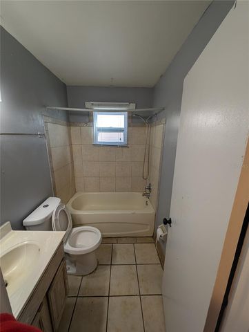 3022 DELEUIL AVENUE, Tampa, FL 33610