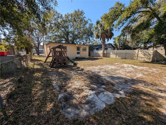 3022 DELEUIL AVENUE, Tampa, FL 33610