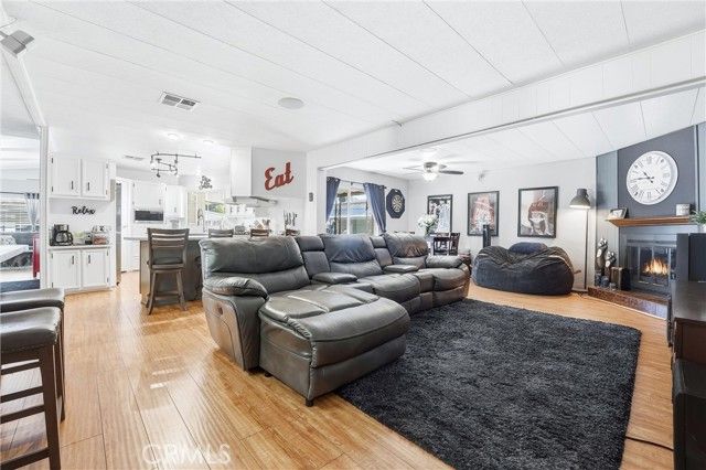 1400 S Sunkist 48, Anaheim, CA 92806