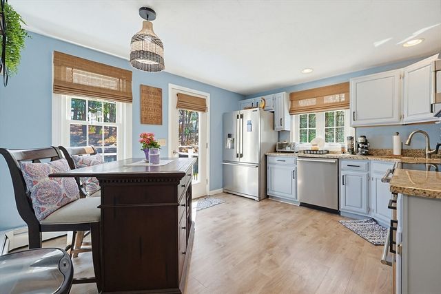 27 Village West Trail, Plymouth, MA 02360