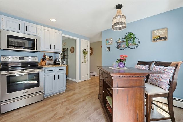 27 Village West Trail, Plymouth, MA 02360