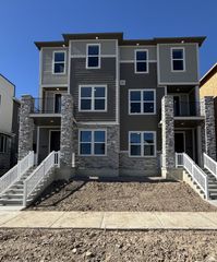 12677 S GLACIER TRAIL LN #128, Herriman, UT 84096