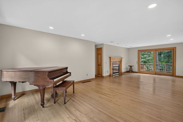 80 Upland Circle, Brewster, MA 02631