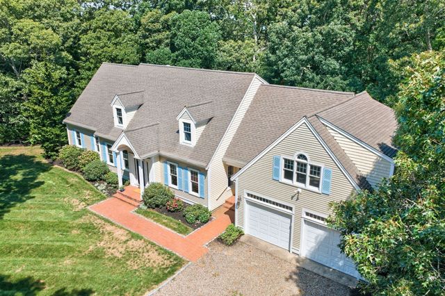 80 Upland Circle, Brewster, MA 02631