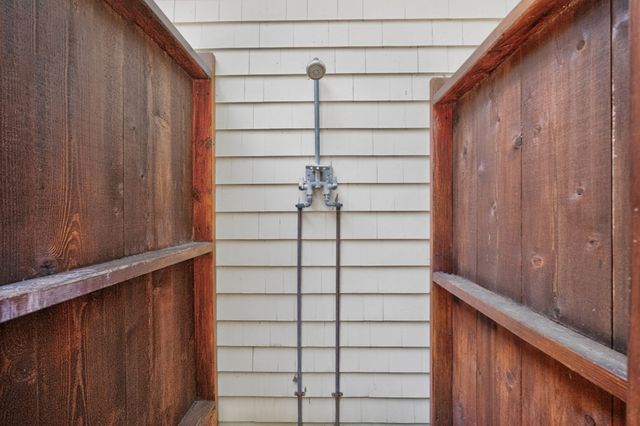 80 Upland Circle, Brewster, MA 02631
