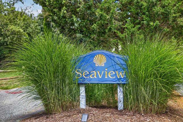 80 Upland Circle, Brewster, MA 02631