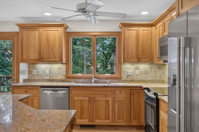 80 Upland Circle, Brewster, MA 02631