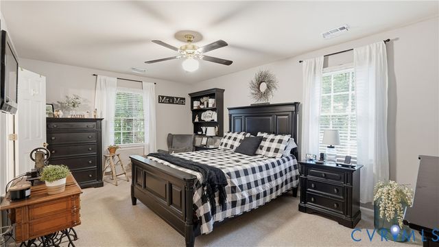 11920 Hickory Creek Dr, Fredericksburg, VA 22407