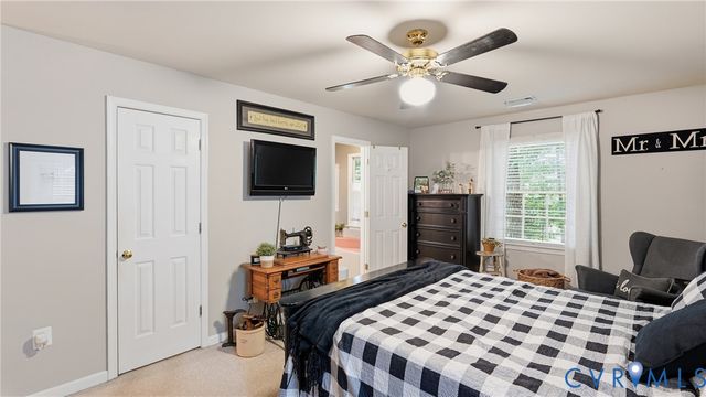 11920 Hickory Creek Dr, Fredericksburg, VA 22407