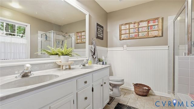 11920 Hickory Creek Dr, Fredericksburg, VA 22407
