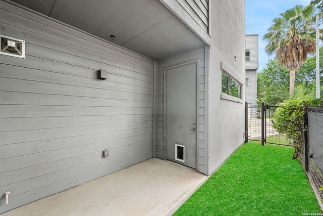 1120 E Quincy, San Antonio, TX 78212