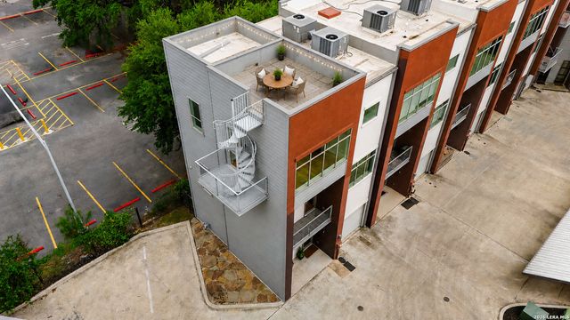 1120 E Quincy, San Antonio, TX 78212
