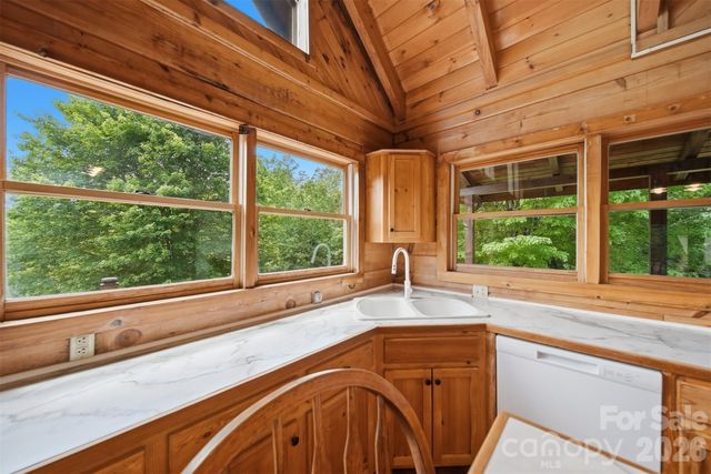 2079 Icard Ridge Road, Taylorsville, NC 28681