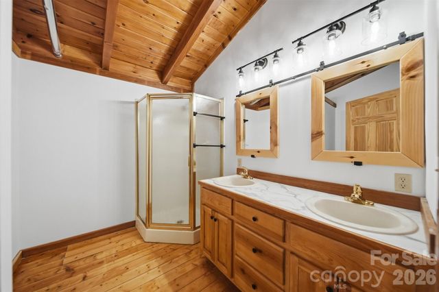 2079 Icard Ridge Road, Taylorsville, NC 28681