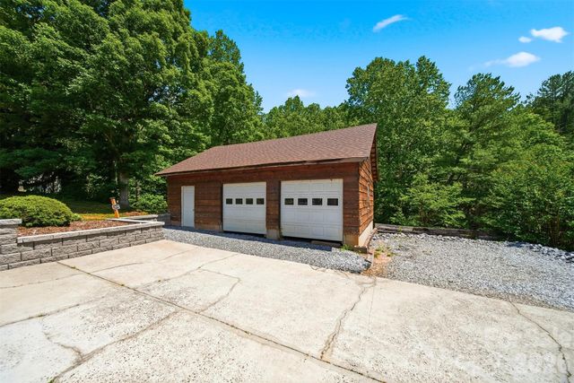 2079 Icard Ridge Road, Taylorsville, NC 28681