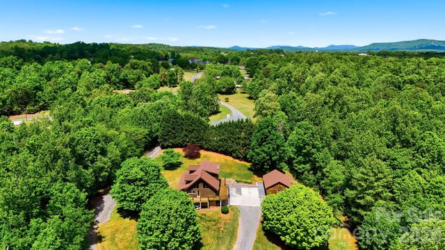2079 Icard Ridge Road, Taylorsville, NC 28681
