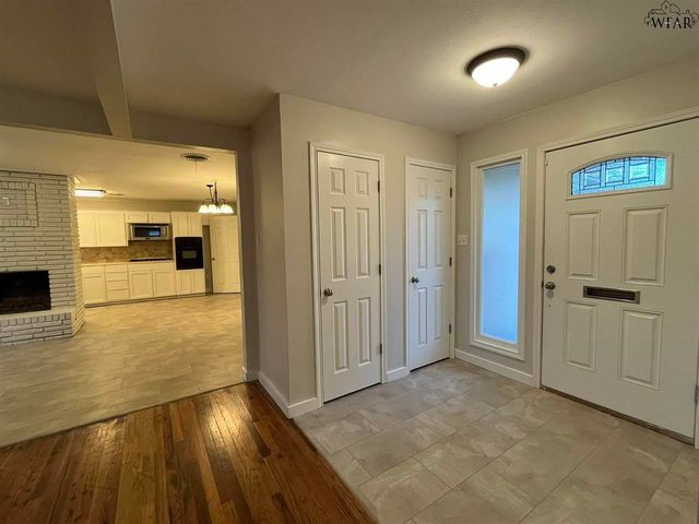 2711 CHASE DRIVE, Wichita Falls, TX 76308