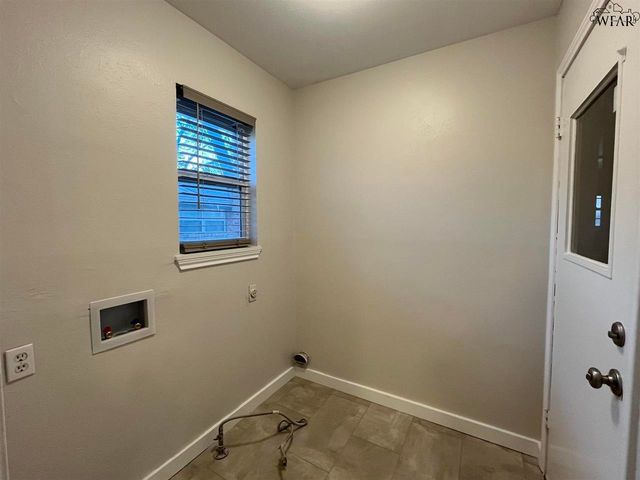 2711 CHASE DRIVE, Wichita Falls, TX 76308