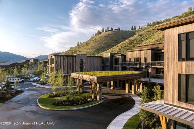 14195 WEISKOPF Way 322, Jackson, WY 83001