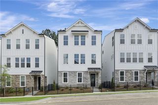 736 Auguste Avenue, Scottdale, GA 30079