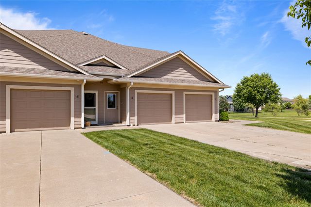 2606 NE Oak Drive 4, Ankeny, IA 50021
