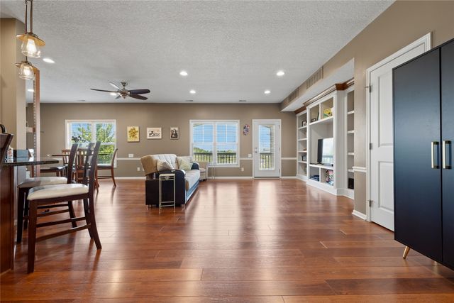 2606 NE Oak Drive 4, Ankeny, IA 50021