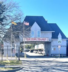 8200 Broadway Street 806 S, Houston, TX 77061