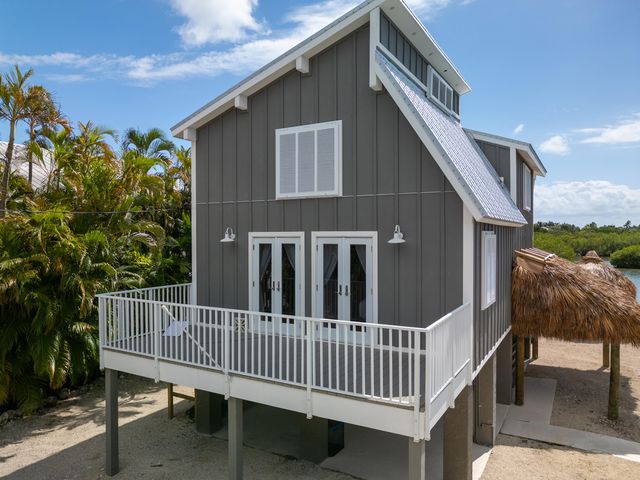 1082 Bay Drive, Summerland Key, FL 33042